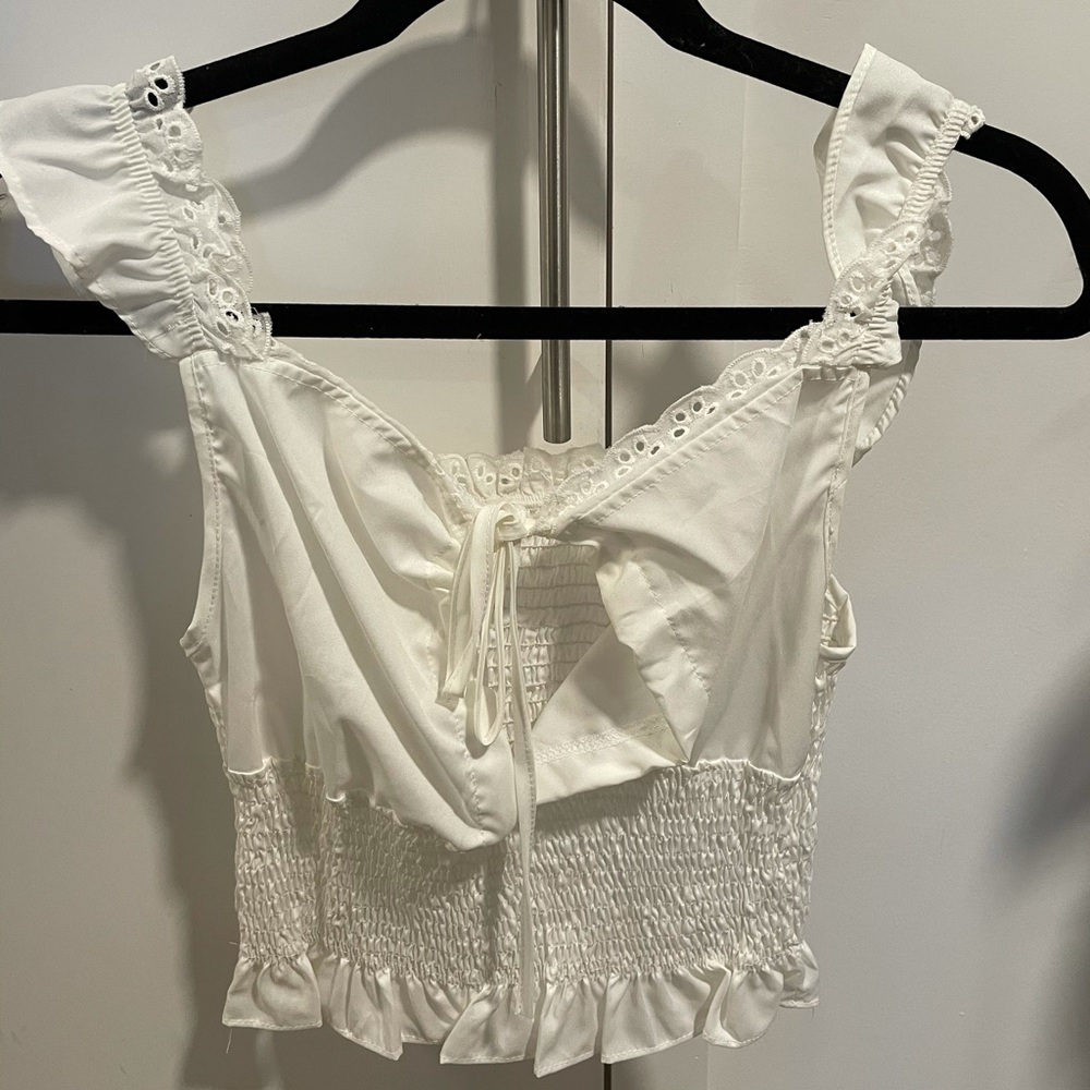 White keyhole crop top small